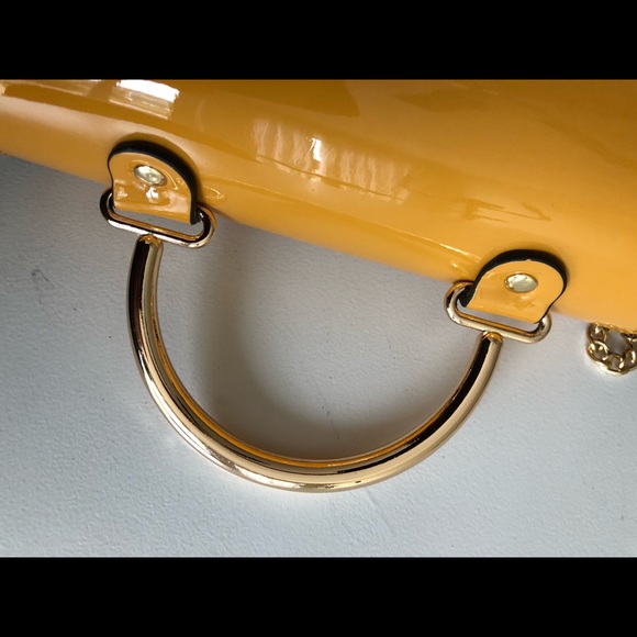 Unbranded studded mustard yellow bag - Picture 5 of 7